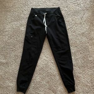 FIGS Zamora Jogger Scrub Pants
